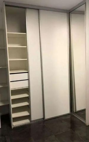 Casa à venda com 260m², 3 quartos e sem vaga Casa à venda com 260m², 3 quartos e sem vagaQuarto