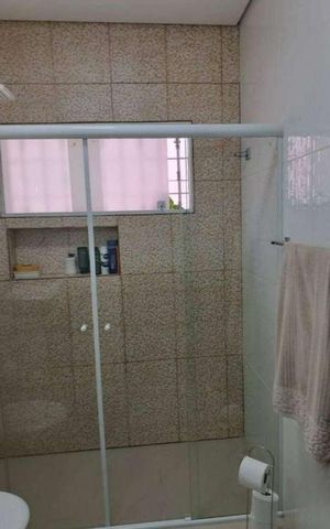 Casa à venda com 280m², 4 quartos e sem vaga