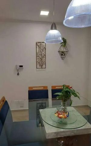 Casa à venda com 280m², 4 quartos e sem vaga Casa à venda com 280m², 4 quartos e sem vagaSala de Jantar
