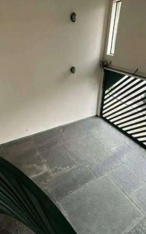 Casa à venda com 300m², 3 quartos e 2 vagas