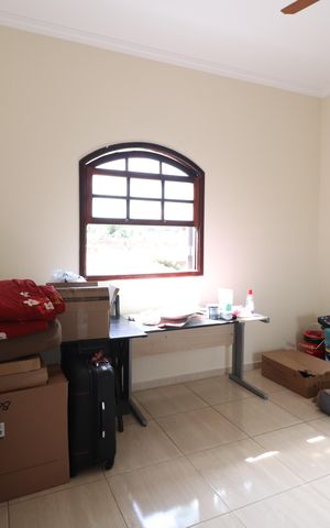 Casa para alugar com 450m², 4 quartos e 6 vagasQuarto 2