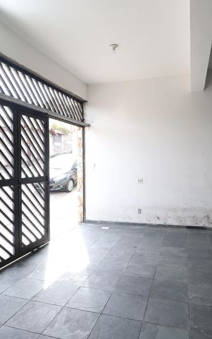 Casa para alugar com 450m², 4 quartos e 6 vagasGaragem