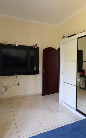 Casa para alugar com 450m², 4 quartos e 6 vagasQuarto 1