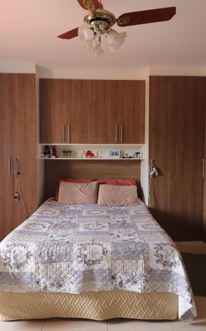Casa para alugar com 450m², 4 quartos e 6 vagasSuíte