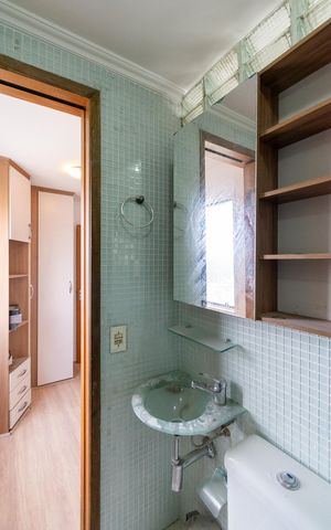 Apartamento à venda com 80m², 3 quartos e 1 vaga Apartamento à venda com 80m², 3 quartos e 1 vagaBanheiro da Suíte