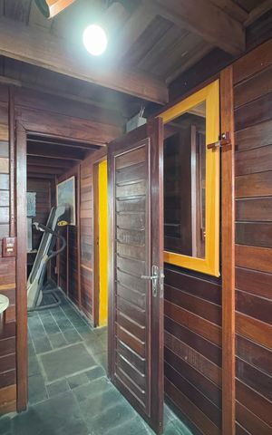 Casa para alugar com 400m², 4 quartos e 3 vagasBanheiro da Edícula 