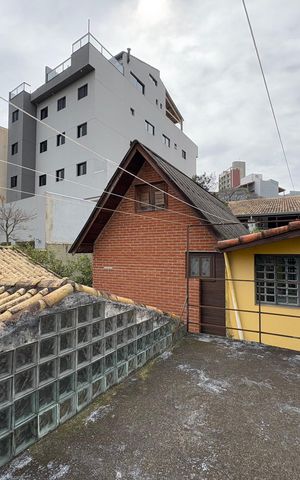 Casa para alugar com 400m², 4 quartos e 3 vagasVista do Sótão