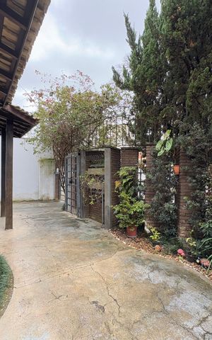 Casa para alugar com 400m², 4 quartos e 3 vagasEntrada da casa