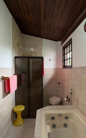 Casa para alugar com 400m², 4 quartos e 3 vagasBanheiro da Suíte
