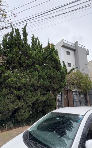 Casa para alugar com 400m², 4 quartos e 3 vagasFachada