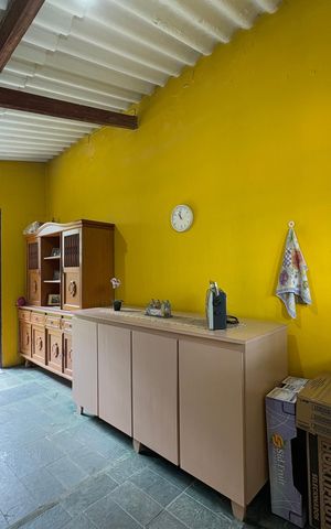 Casa para alugar com 400m², 4 quartos e 3 vagasCozinha da Edícula