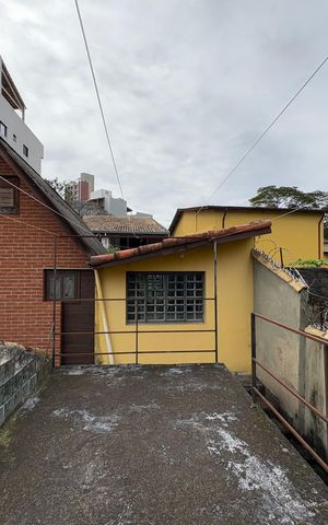 Casa para alugar com 400m², 4 quartos e 3 vagasVista do Sótão