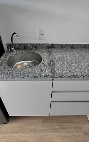Studio à venda com 23m², 0 quarto e sem vaga Studio à venda com 23m², 0 quarto e sem vagaCozinha