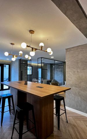 Studio à venda com 30m², 0 quarto e sem vaga Studio à venda com 30m², 0 quarto e sem vagaCoworking
