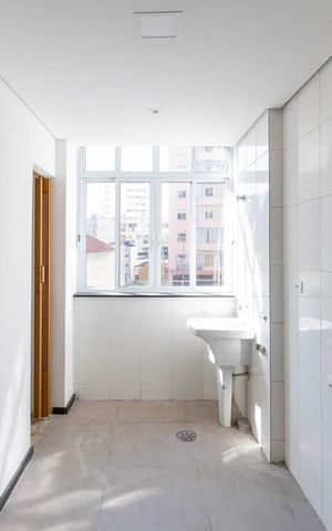 Apartamento à venda com 123m², 3 quartos e 1 vaga Apartamento à venda com 123m², 3 quartos e 1 vagaLavanderia