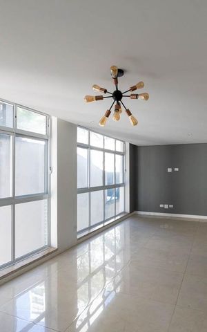Apartamento à venda com 123m², 3 quartos e 1 vaga Apartamento à venda com 123m², 3 quartos e 1 vagaSala