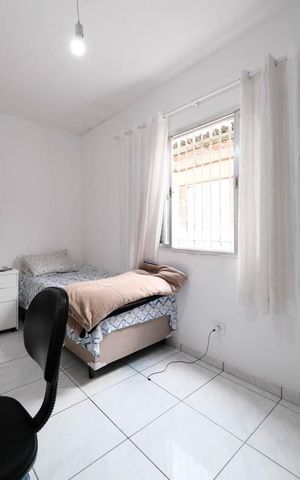 Casa à venda com 262m², 6 quartos e 2 vagasQuarto 1