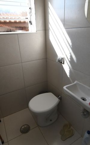 Casa à venda com 207m², 4 quartos e 2 vagasBanheiro de serviço
