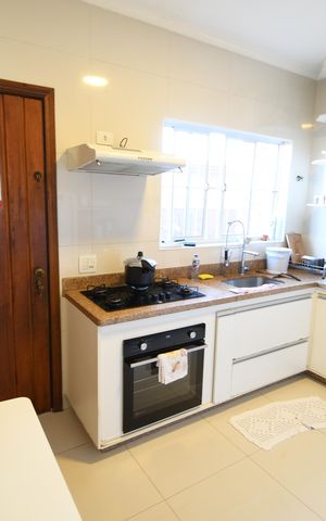 Casa à venda com 207m², 4 quartos e 2 vagasCozinha