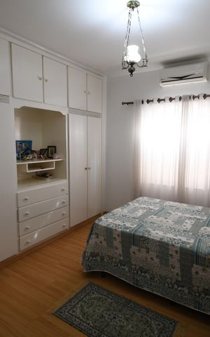 Casa à venda com 207m², 4 quartos e 2 vagasQuarto 2