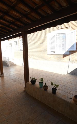 Casa à venda com 207m², 4 quartos e 2 vagasÁrea Externa