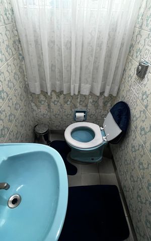 Casa à venda com 200m², 4 quartos e 4 vagasLavabo