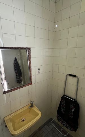 Casa à venda com 200m², 4 quartos e 4 vagasBanheiro de serviço