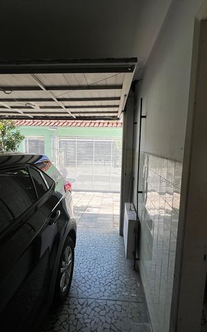 Casa à venda com 200m², 4 quartos e 4 vagasGaragem