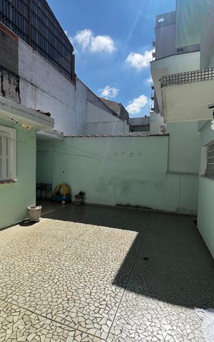 Casa à venda com 200m², 4 quartos e 4 vagasQuintal
