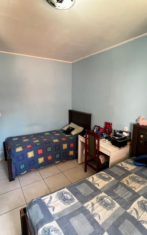 Casa à venda com 200m², 4 quartos e 4 vagasQuarto 1