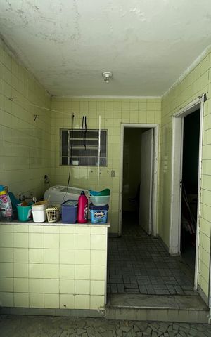 Casa à venda com 200m², 4 quartos e 4 vagasÁrea de Serviço