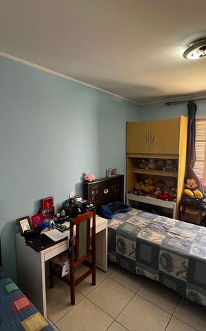 Casa à venda com 200m², 4 quartos e 4 vagasQuarto 1