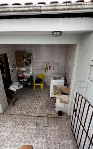 Casa à venda com 210m², 3 quartos e 6 vagasQuintal