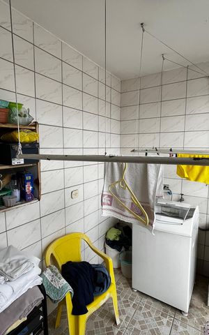 Casa à venda com 210m², 3 quartos e 6 vagasÁrea de Serviço