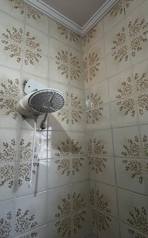 Casa à venda com 210m², 3 quartos e 6 vagasBanheiro Social