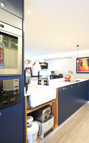 Apartamento à venda com 93m², 3 quartos e 2 vagasCozinha