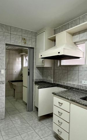 Apartamento para alugar com 115m², 3 quartos e 2 vagas Apartamento para alugar com 115m², 3 quartos e 2 vagasCozinha