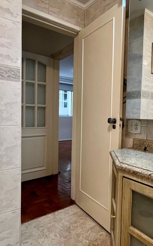 Apartamento para alugar com 115m², 3 quartos e 2 vagas Apartamento para alugar com 115m², 3 quartos e 2 vagasBanheiro