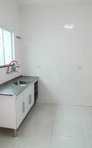 Casa à venda com 110m², 2 quartos e 1 vagaCozinha 