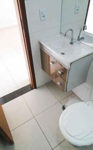 Casa à venda com 110m², 2 quartos e 1 vagaBanheiro 2