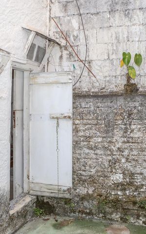 Casa à venda com 120m², 3 quartos e 2 vagas Casa à venda com 120m², 3 quartos e 2 vagasQuintal