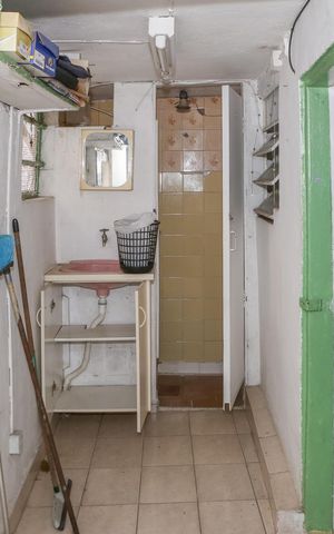 Casa à venda com 120m², 3 quartos e 2 vagas Casa à venda com 120m², 3 quartos e 2 vagasQuintal