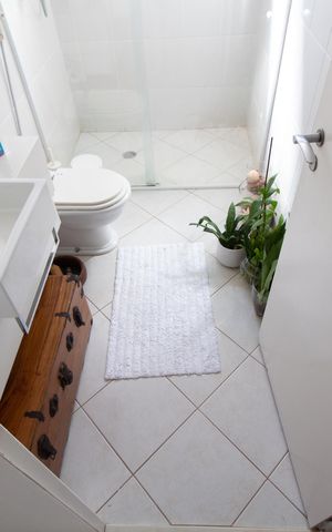 Apartamento à venda com 108m², 2 quartos e 2 vagas Apartamento à venda com 108m², 2 quartos e 2 vagasBanheiro Social
