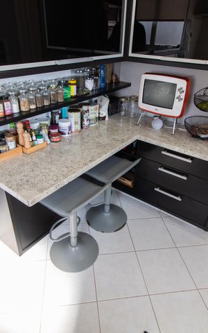 Apartamento à venda com 108m², 2 quartos e 2 vagas Apartamento à venda com 108m², 2 quartos e 2 vagasCozinha
