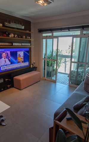 Apartamento à venda com 108m², 2 quartos e 2 vagas Apartamento à venda com 108m², 2 quartos e 2 vagasSala