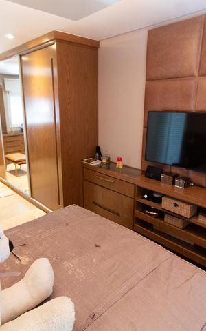 Apartamento à venda com 108m², 2 quartos e 2 vagas Apartamento à venda com 108m², 2 quartos e 2 vagasSuíte