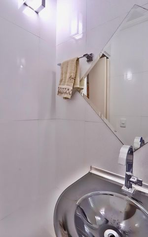 Apartamento para alugar com 212m², 3 quartos e 1 vaga Apartamento para alugar com 212m², 3 quartos e 1 vagaLavabo