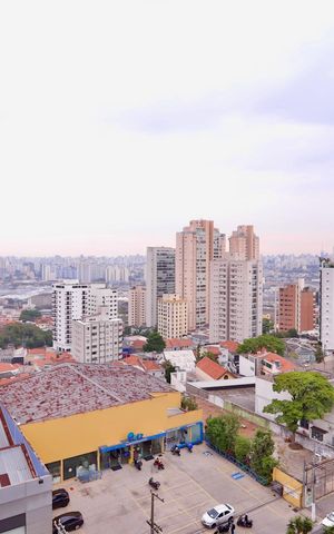 Apartamento para alugar com 212m², 3 quartos e 1 vaga Apartamento para alugar com 212m², 3 quartos e 1 vagaVista da Sacada