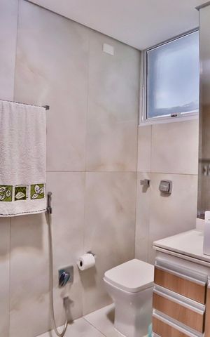 Apartamento para alugar com 212m², 3 quartos e 1 vaga Apartamento para alugar com 212m², 3 quartos e 1 vagaBanheiro da Suíte 1