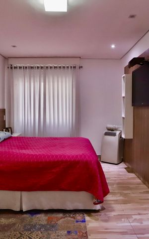 Apartamento para alugar com 212m², 3 quartos e 1 vaga Apartamento para alugar com 212m², 3 quartos e 1 vagaSuíte 1
